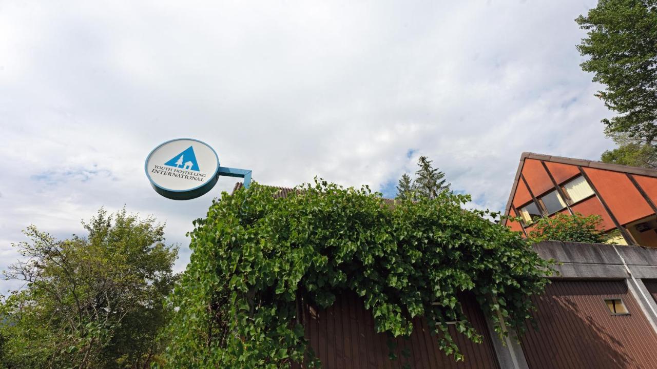 Delemont Youth Hostel Экстерьер фото